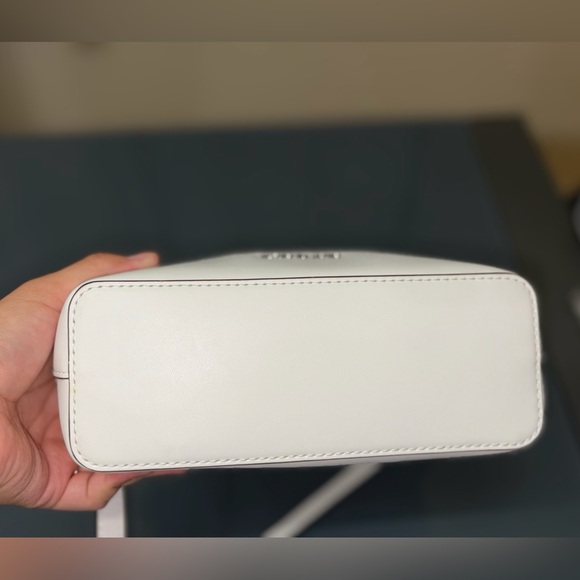 Michael Kors Hyde Satchel Crossbody Bag - Picture 4 of 10